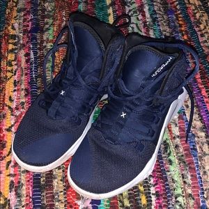 Men’s Nike hyperdunks